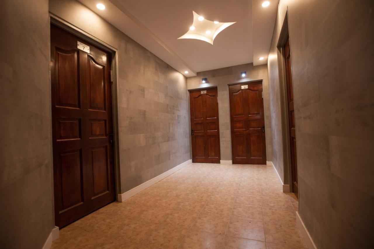 อาฮูซัท เฮาเชอร์ Hotel ทิเบเรียส ภายนอก รูปภาพ
